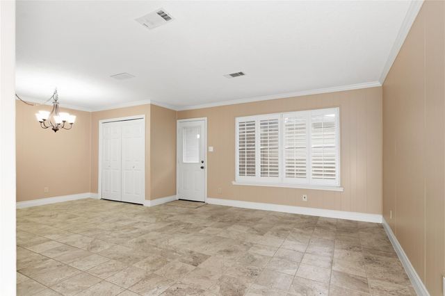 12176 Beamer Road, Houston, TX 77089