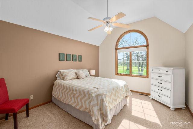 10045 N Bell Road, Minooka, IL 60447