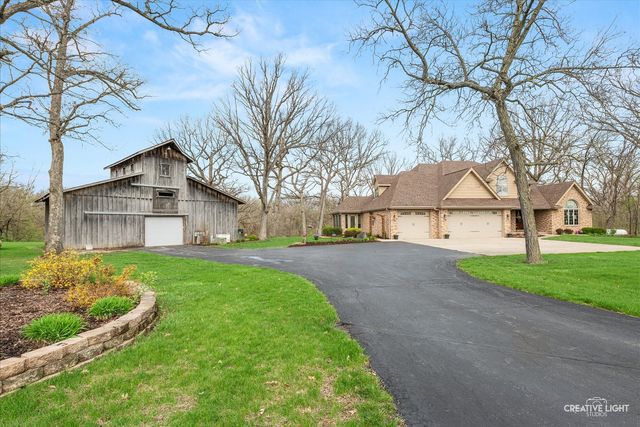 10045 N Bell Road, Minooka, IL 60447