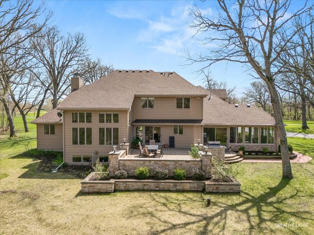 10045 N Bell Road, Minooka, IL 60447