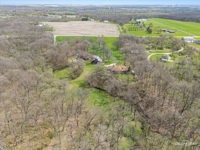 10045 N Bell Road, Minooka, IL 60447