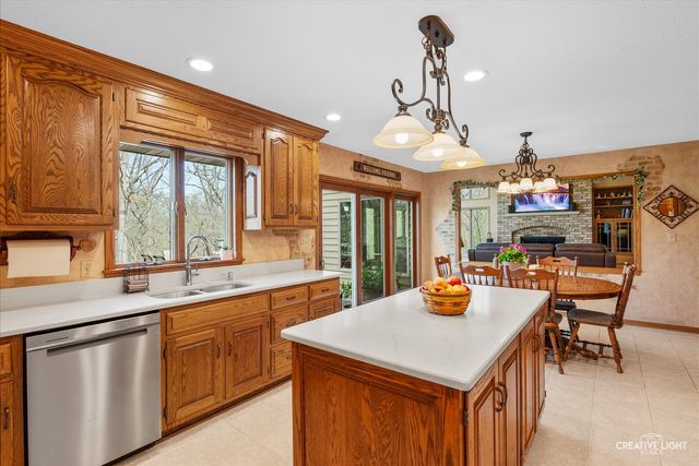 10045 N Bell Road, Minooka, IL 60447