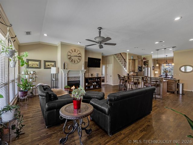 19592 E 73rd Place N, Owasso, OK 74055