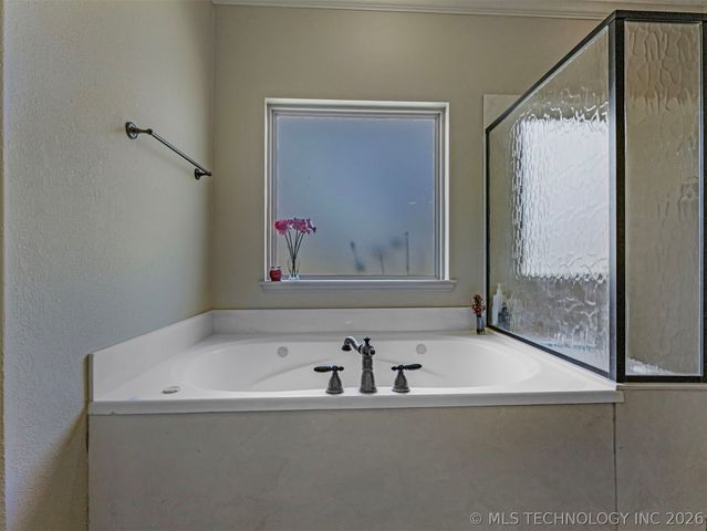 19592 E 73rd Place N, Owasso, OK 74055