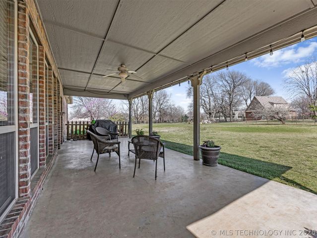 19592 E 73rd Place N, Owasso, OK 74055