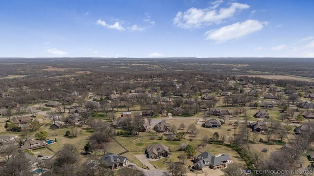 19592 E 73rd Place N, Owasso, OK 74055