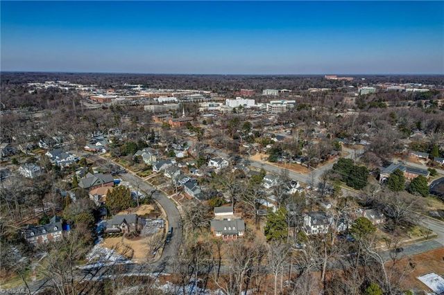 401 W Greenway N Drive, Greensboro, NC 27403