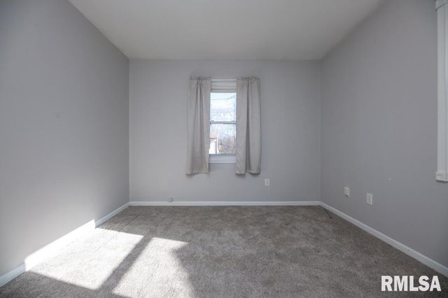 1323 FENLEY Street, Pekin, IL 61554