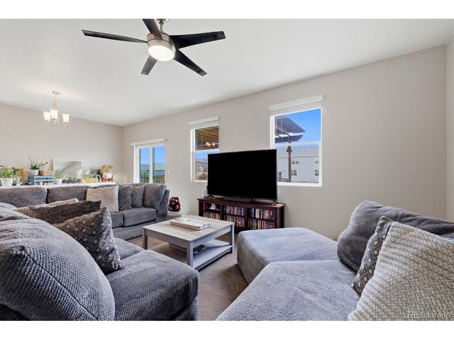 326 Jay Ave, Windsor, CO 80550