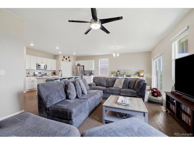 326 Jay Ave, Windsor, CO 80550