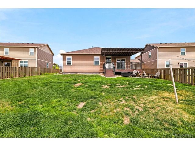 326 Jay Ave, Windsor, CO 80550