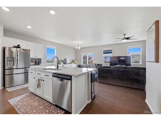 326 Jay Ave, Windsor, CO 80550