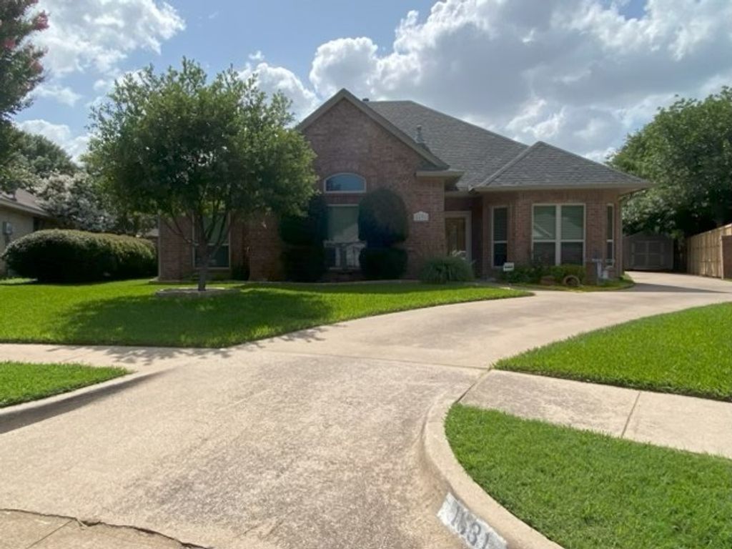 1631 Greenway Court, Midlothian, TX 76065 — photo 2