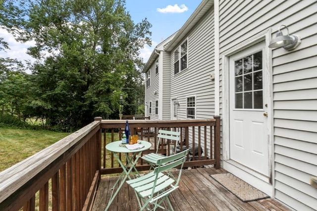 8 Bradley Dr C, Groton, MA 01450