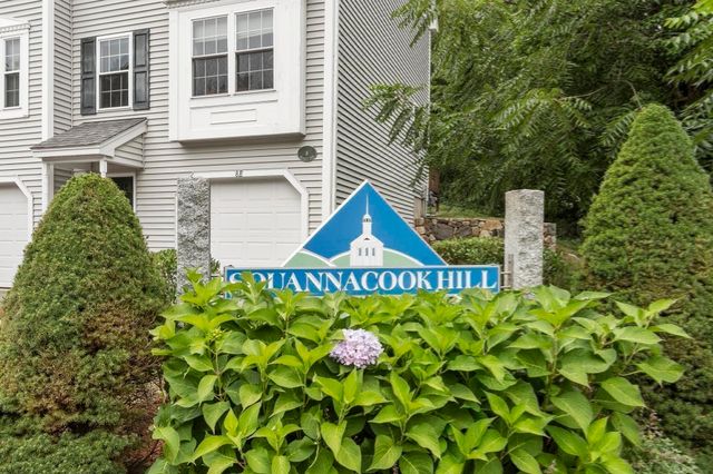 8 Bradley Dr C, Groton, MA 01450