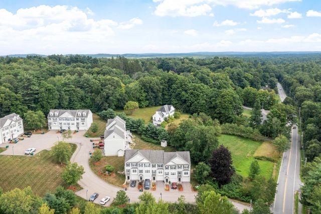 8 Bradley Dr C, Groton, MA 01450