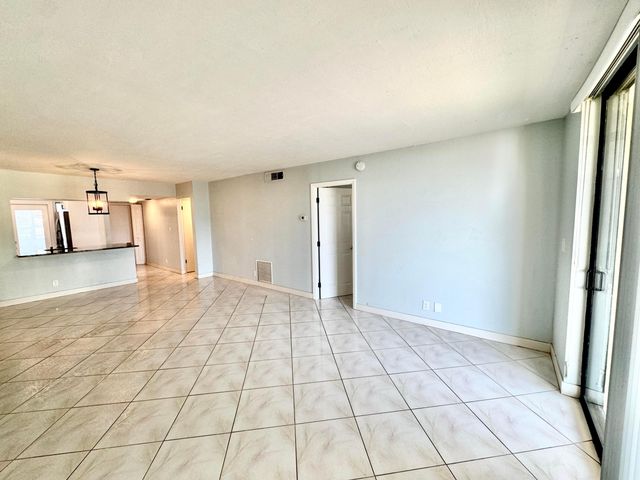 801 N OCEAN Boulevard 202, Pompano Beach, FL 33062