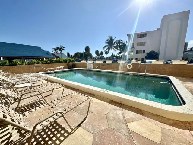801 N OCEAN Boulevard 202, Pompano Beach, FL 33062