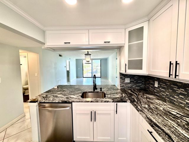 801 N OCEAN Boulevard 202, Pompano Beach, FL 33062