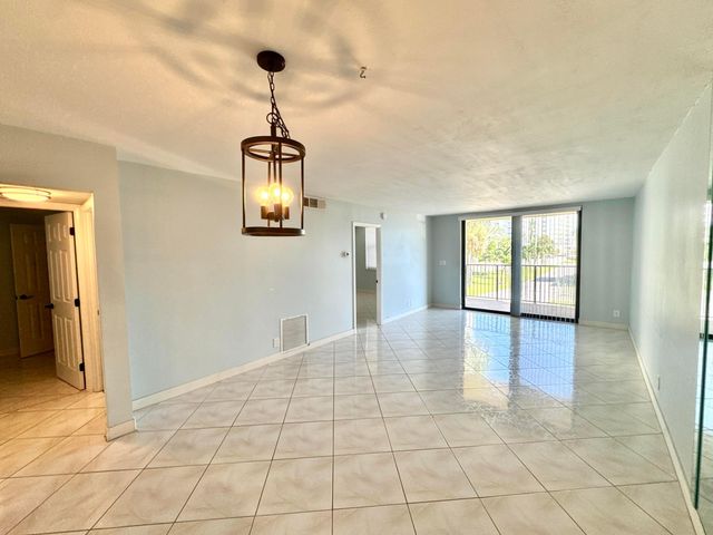 801 N OCEAN Boulevard 202, Pompano Beach, FL 33062