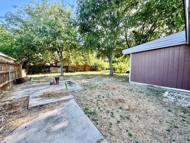7426 CARTWHEEL LN, San Antonio, TX 78227