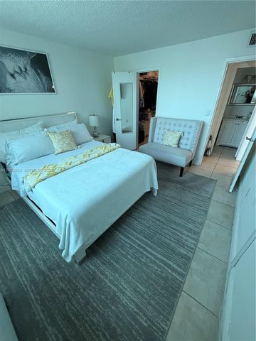 1805 Sans Souci Boulevard 320, North Miami, FL 33181
