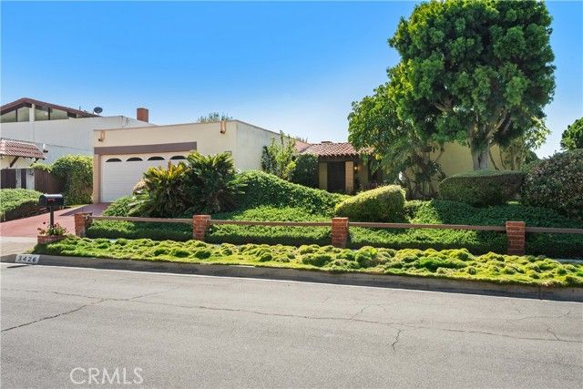 3426 Gulfcrest Drive, Rancho Palos Verdes, CA 90275
