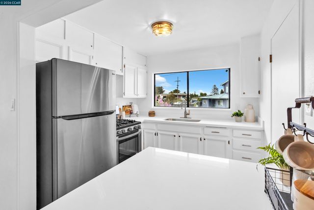 641 Donna Mae Ct, El Sobrante, CA 94803