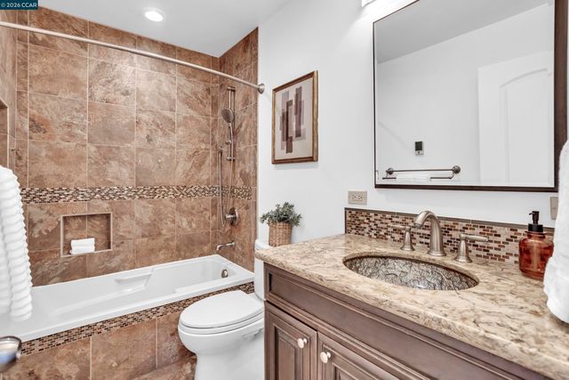 641 Donna Mae Ct, El Sobrante, CA 94803