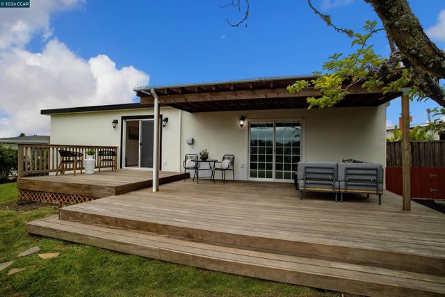 641 Donna Mae Ct, El Sobrante, CA 94803