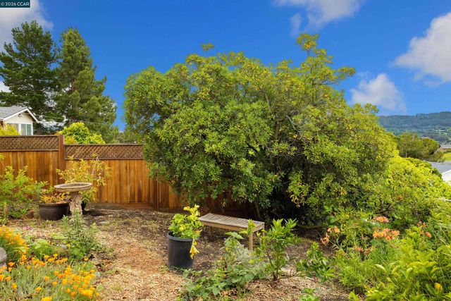 641 Donna Mae Ct, El Sobrante, CA 94803