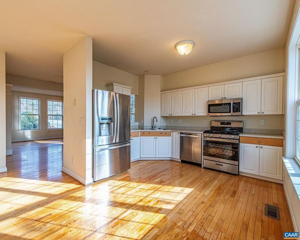 1015 CARRINGTON PL, Charlottesville, VA 22901