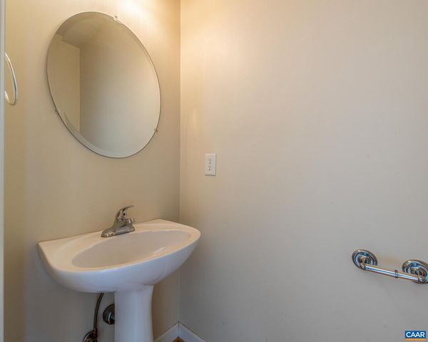 1015 CARRINGTON PL, Charlottesville, VA 22901