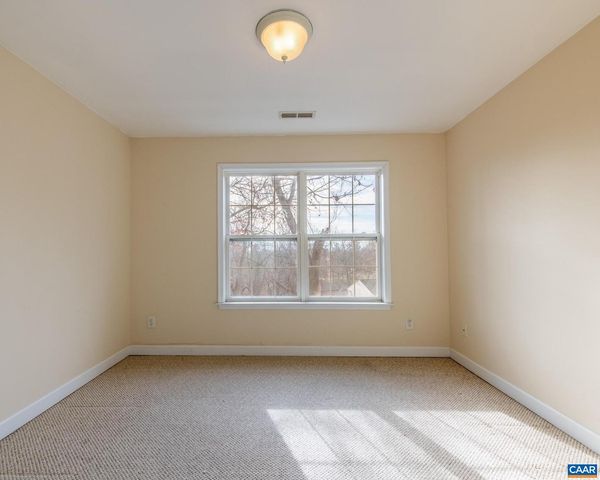 1015 CARRINGTON PL, Charlottesville, VA 22901