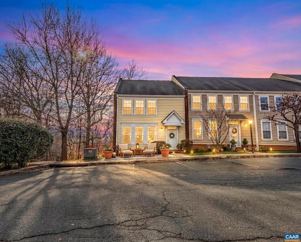 1015 CARRINGTON PL, Charlottesville, VA 22901