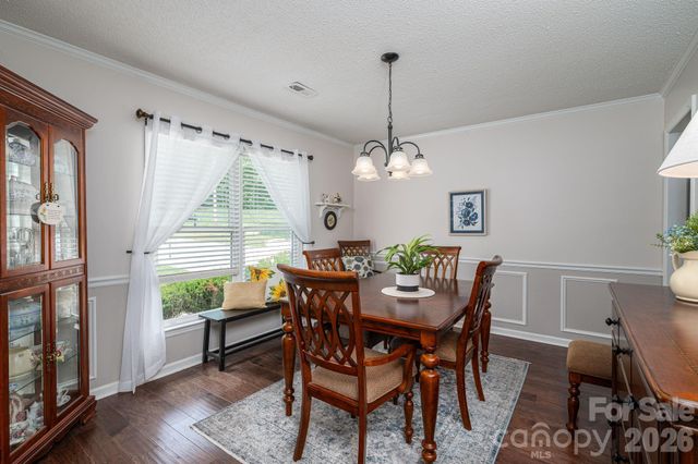 1657 Stallion Way, Gastonia, NC 28056