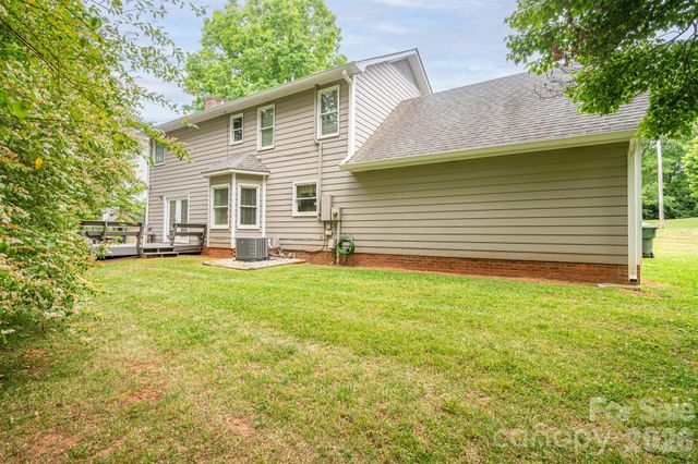 1657 Stallion Way, Gastonia, NC 28056