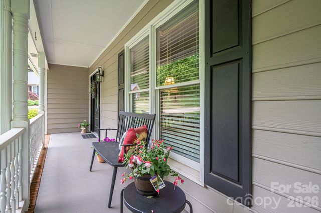 1657 Stallion Way, Gastonia, NC 28056