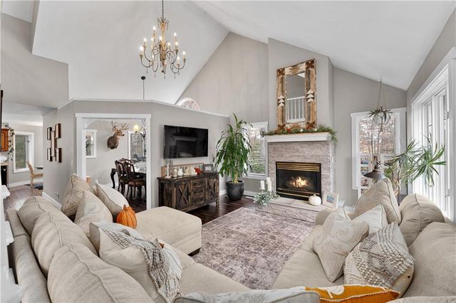 E29206 River Road, Stanley, WI 54768