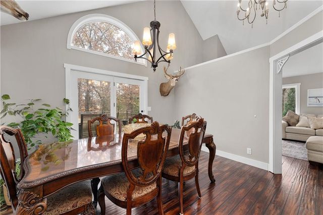 E29206 River Road, Stanley, WI 54768