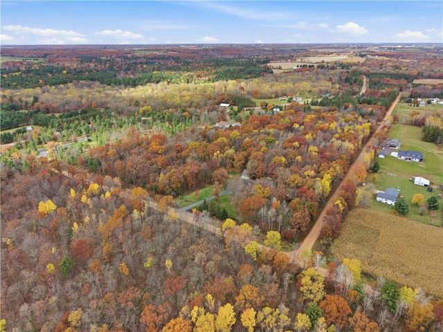 E29206 River Road, Stanley, WI 54768