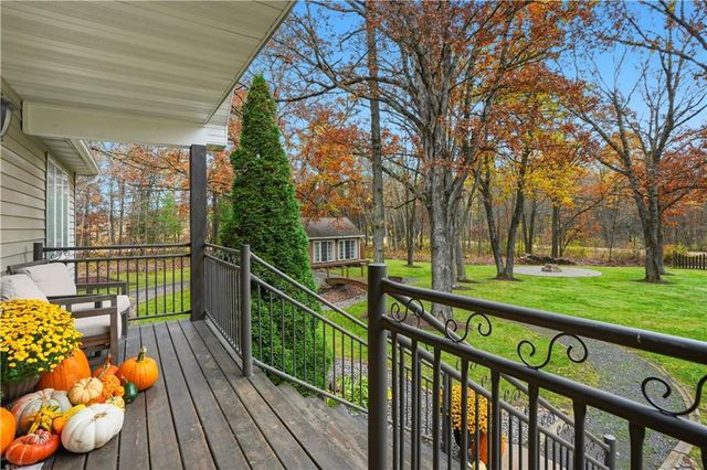 E29206 River Road, Stanley, WI 54768