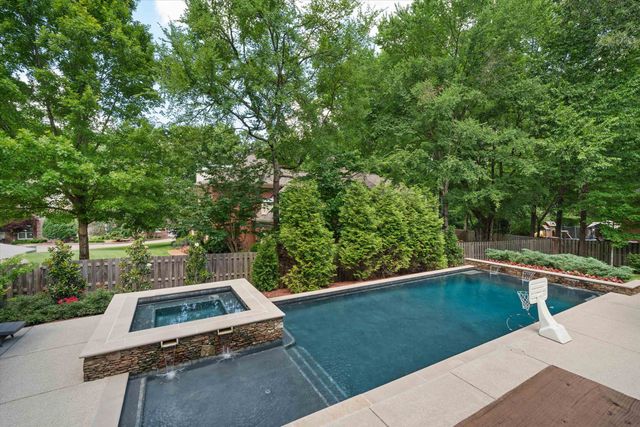 10432 WYNBROOKE LN, Collierville, TN 38017
