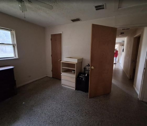 610 N 21st Street, Fort Pierce, FL 34950