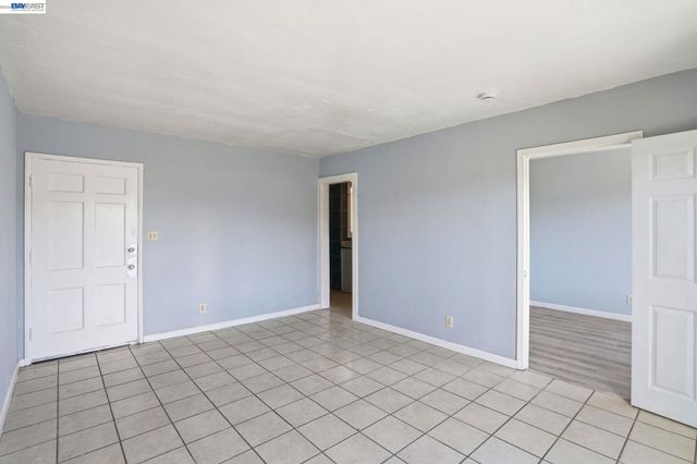 2740 73Rd Ave, Oakland, CA 94605