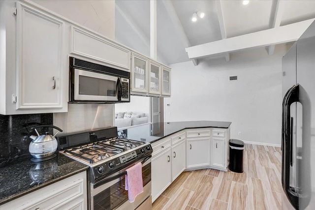 612 W Northgate Drive, Irving, TX 75062