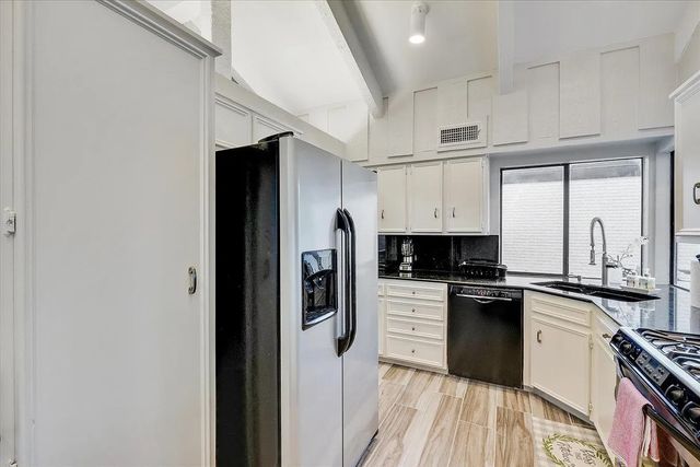 612 W Northgate Drive, Irving, TX 75062