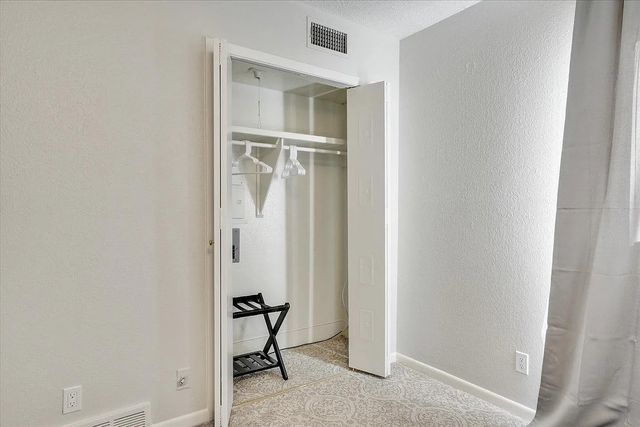 612 W Northgate Drive, Irving, TX 75062
