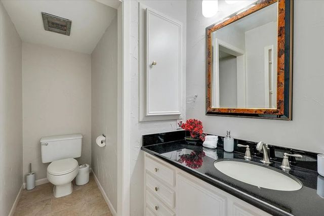 612 W Northgate Drive, Irving, TX 75062