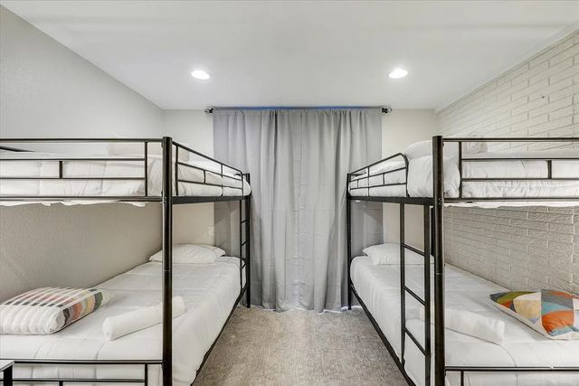612 W Northgate Drive, Irving, TX 75062